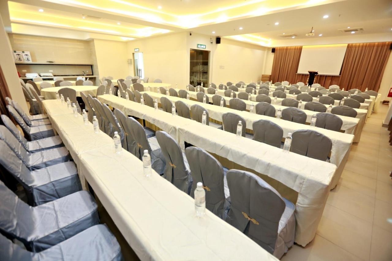 D&F Boutique Hotel Seremban 2 Eksteriør billede